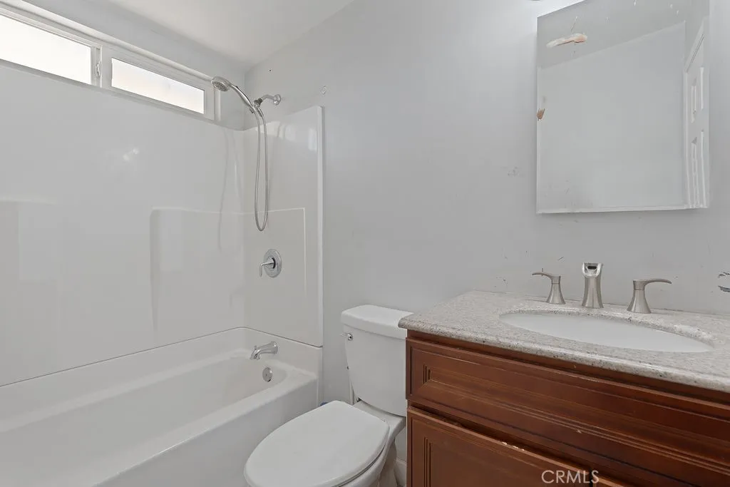 10560 6th, Hesperia, California 92345 home-pic-11