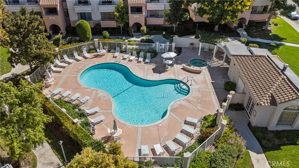 18117 Erik Court 413, Canyon Country, California 91387 home-pic-2