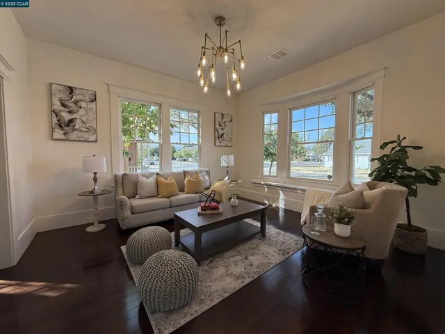 935 Delaware St, Fairfield, California 94533