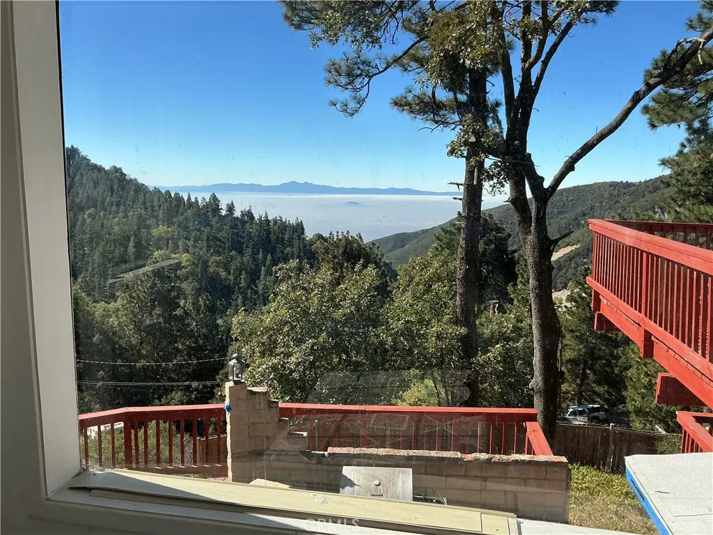 21669 21669 Vista, Cedarpines Park, California 92322 home-pic-1