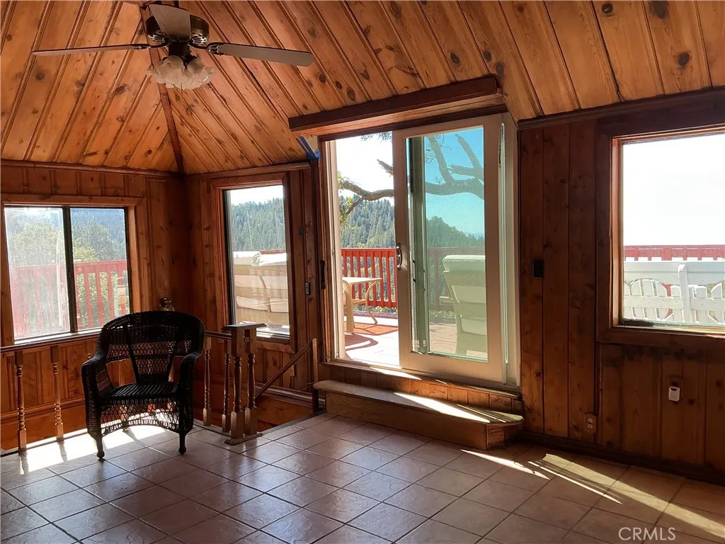 21669 21669 Vista, Cedarpines Park, California 92322 home-pic-8