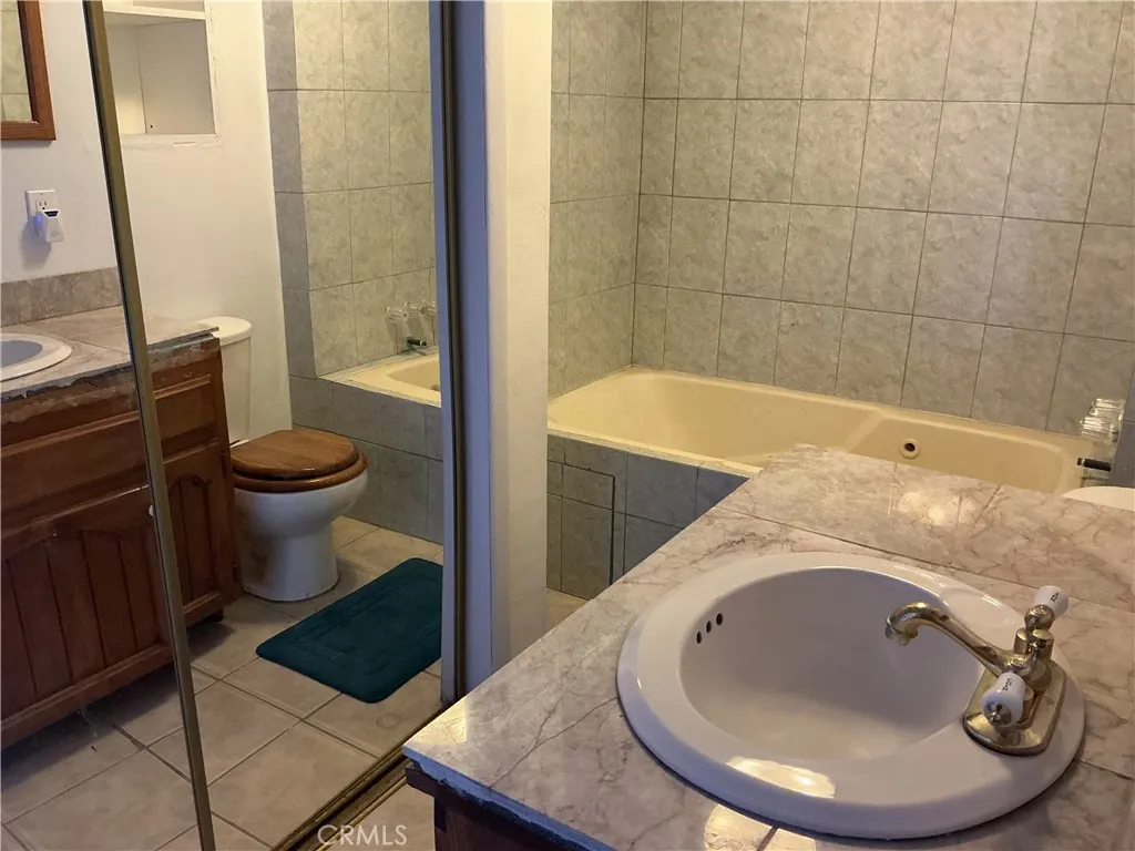 21669 21669 Vista, Cedarpines Park, California 92322 home-pic-27