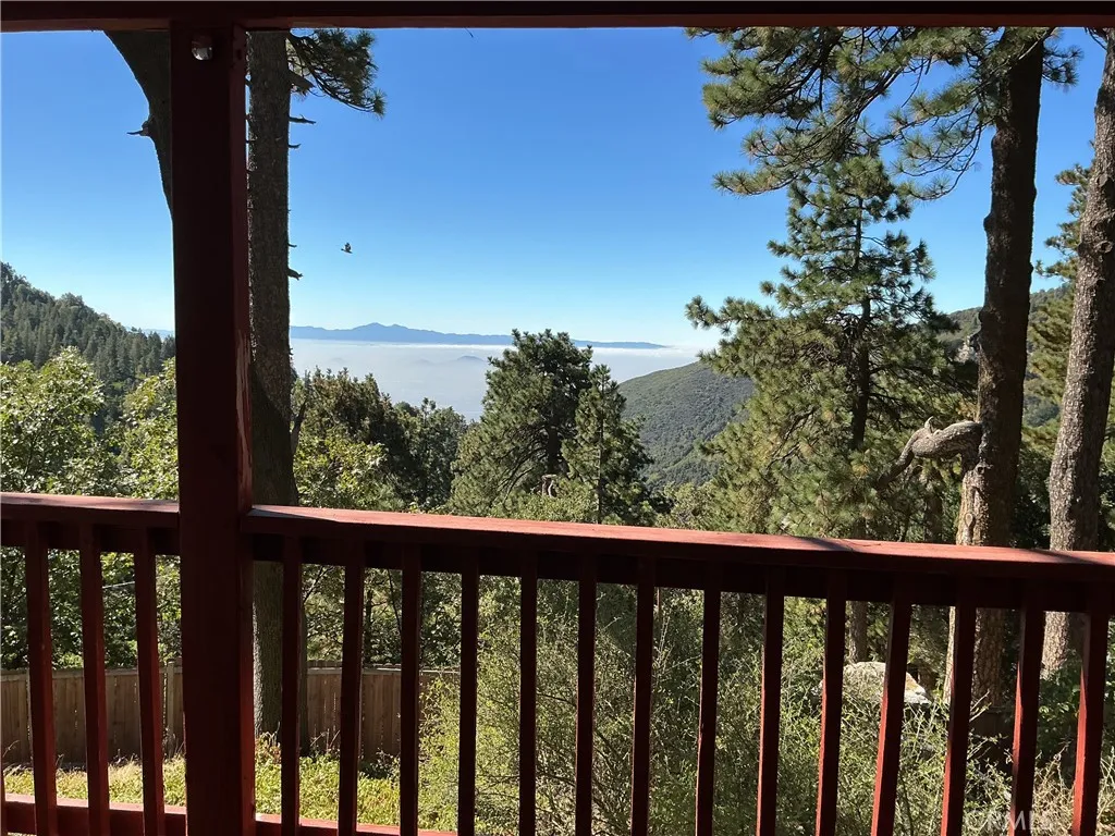 21669 21669 Vista, Cedarpines Park, California 92322 home-pic-33