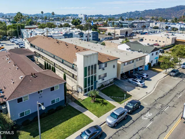 045_214_e_chevy_chase_dr_glendale_ca_912