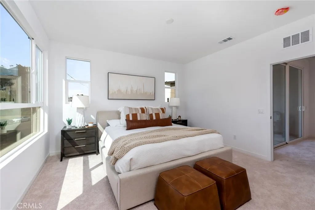 1122 Santo Antonio Drive, Colton, California 92324 home-pic-23