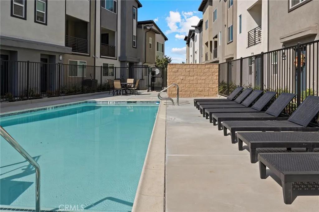 1122 Santo Antonio Drive, Colton, California 92324 home-pic-41