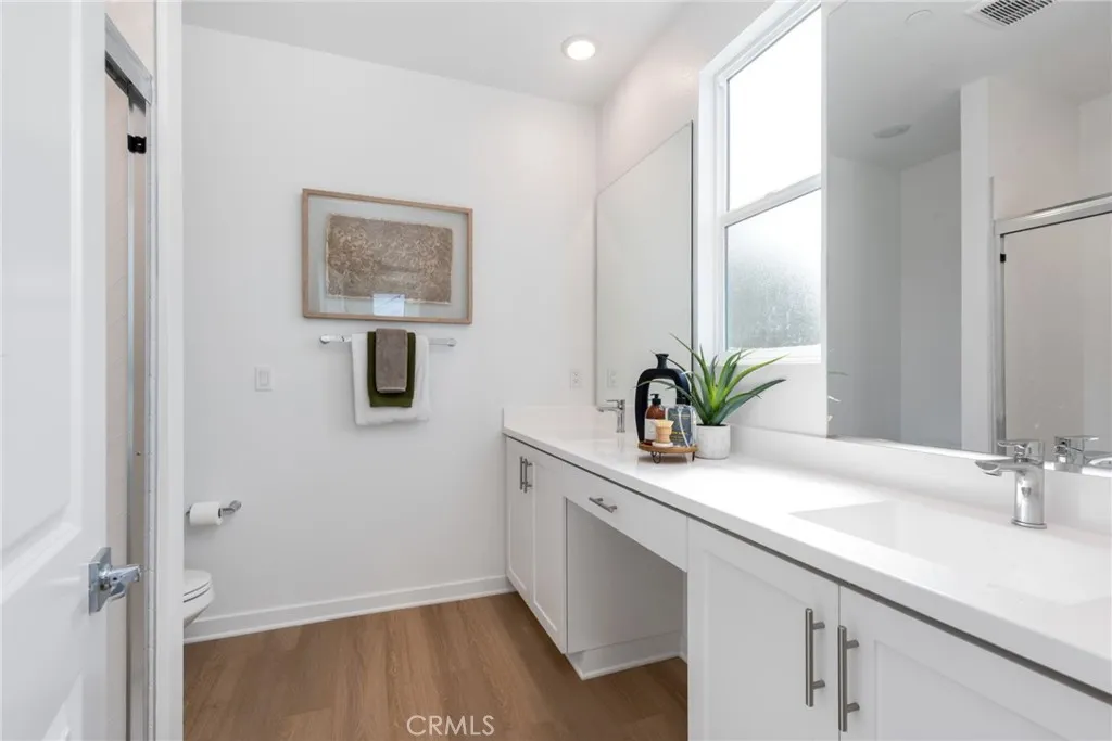 1122 Santo Antonio Drive, Colton, California 92324 home-pic-25
