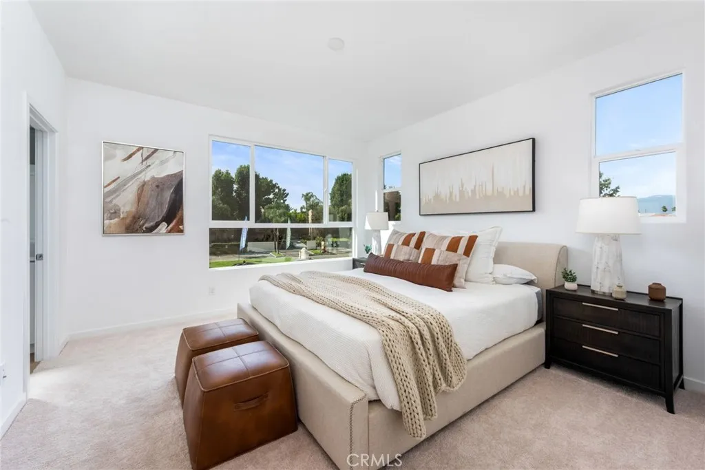 1122 Santo Antonio Drive, Colton, California 92324 home-pic-20
