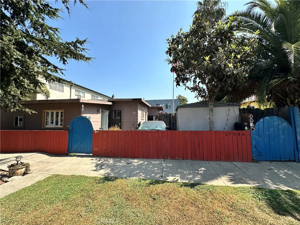 1753 16th Street, Santa Monica, California 90404 home-pic-0
