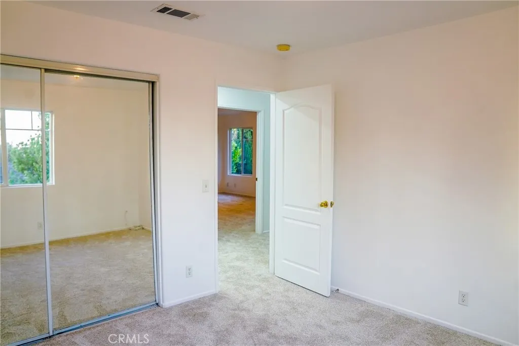 214 Violet Avenue E, Monrovia, California 91016 home-pic-13