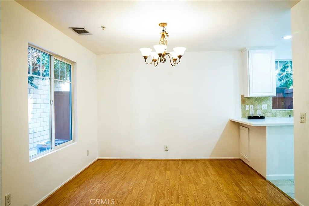 214 Violet Avenue E, Monrovia, California 91016 home-pic-8