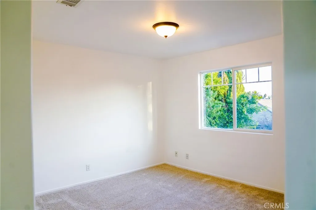 214 Violet Avenue E, Monrovia, California 91016 home-pic-15