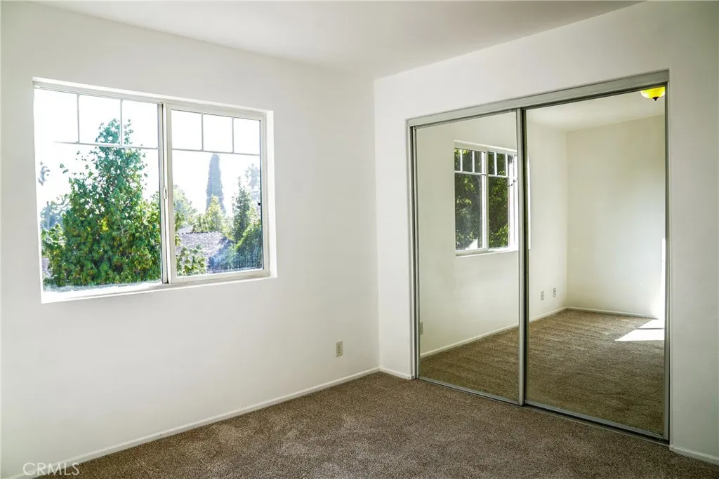 214 Violet Avenue E, Monrovia, California 91016 home-pic-12