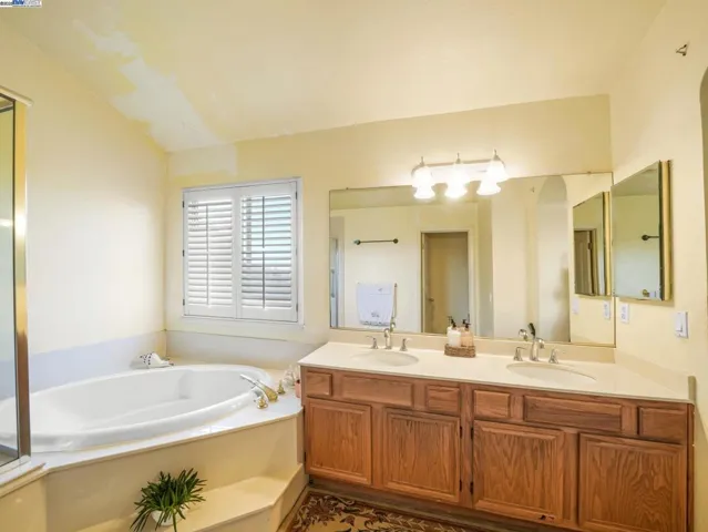 29288 Chance St, Hayward, California 94544