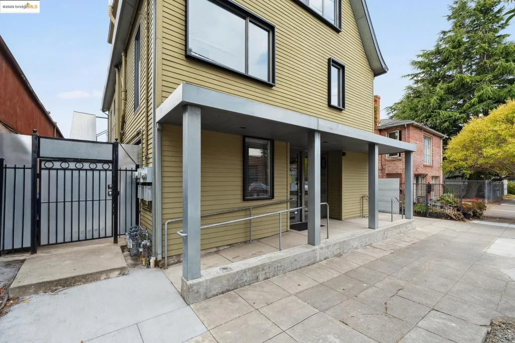 1010 Grayson, Berkeley, California 94710 home-pic-2