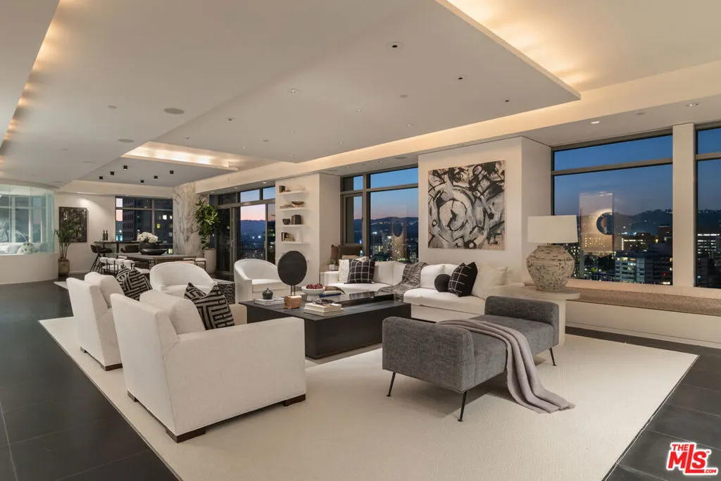 10800 Wilshire Boulevard 1501, Los Angeles, California 90024 home-pic-14