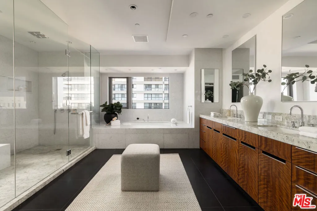 10800 Wilshire Boulevard 1501, Los Angeles, California 90024 home-pic-7
