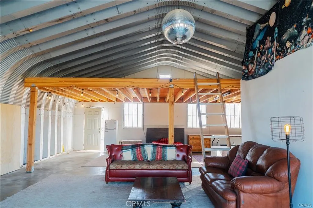 48317 Burns Canyon, Pioneertown, California 92268 home-pic-22