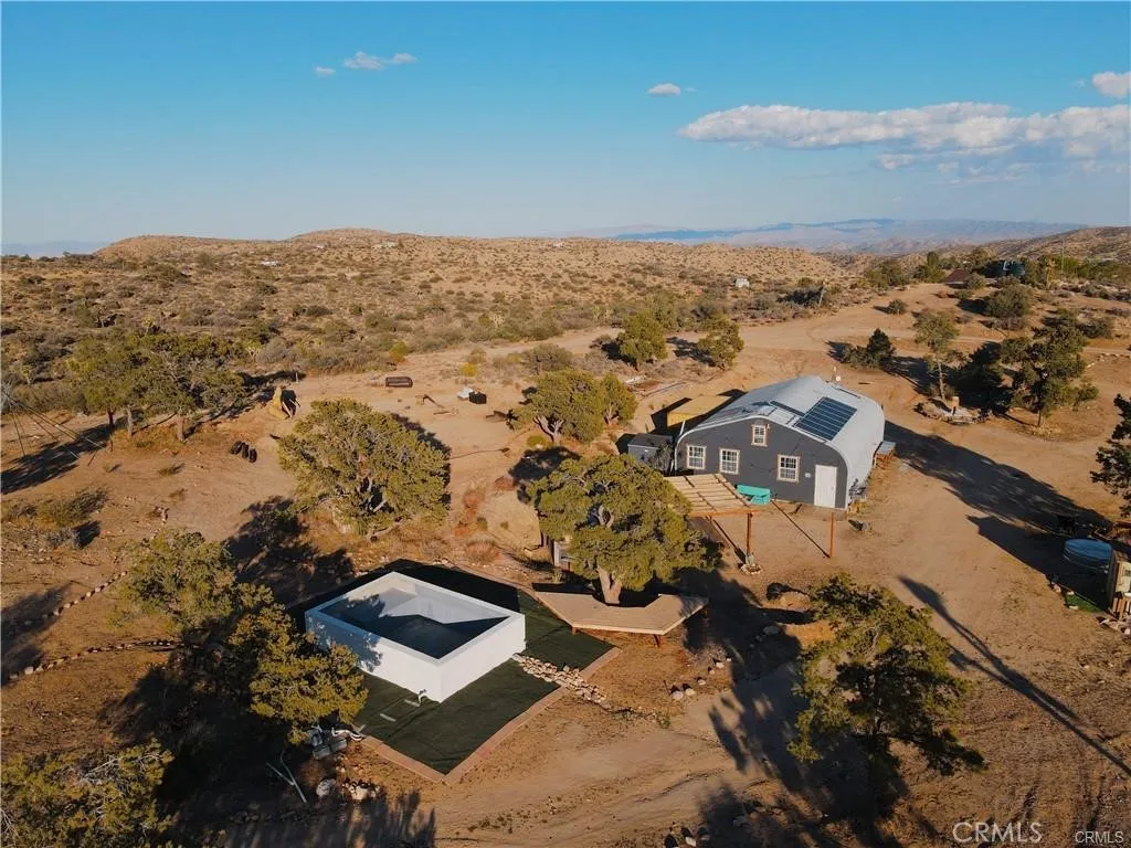 48317 Burns Canyon, Pioneertown, California 92268 home-pic-25
