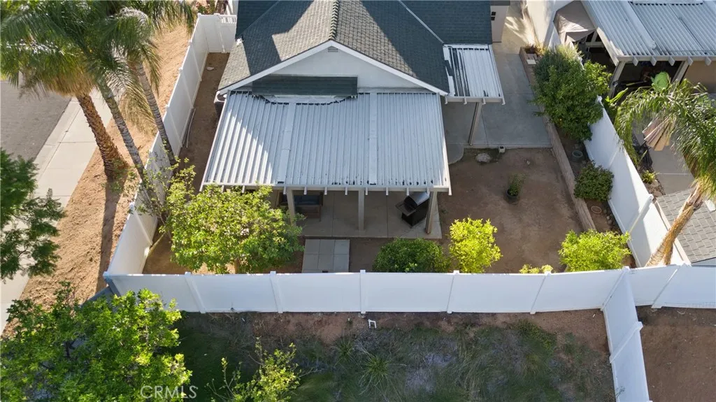 11830 Carlisle Court, Moreno Valley, California 92557 home-pic-53