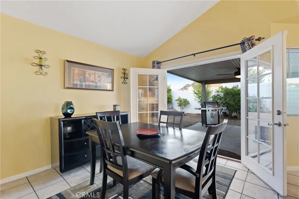 11830 Carlisle Court, Moreno Valley, California 92557 home-pic-15