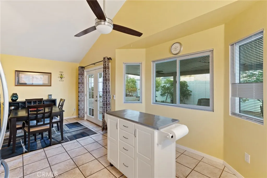 11830 Carlisle Court, Moreno Valley, California 92557 home-pic-26