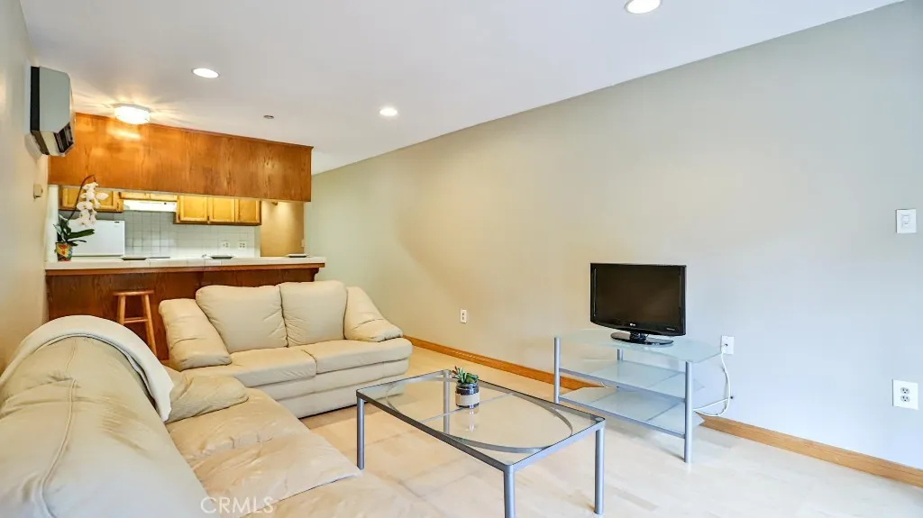 17200 Newhope Street 109, Fountain Valley, California 92708 home-pic-0
