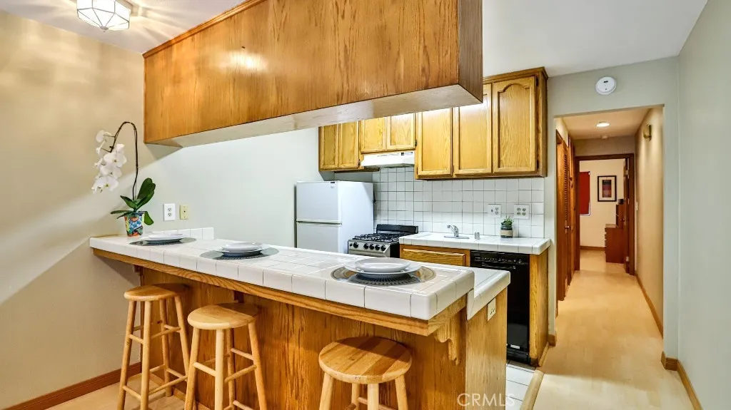 17200 Newhope Street 109, Fountain Valley, California 92708 home-pic-3