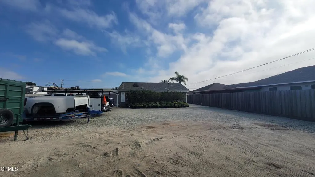 838 E Stroube Street, Oxnard, California 93036 home-pic-16