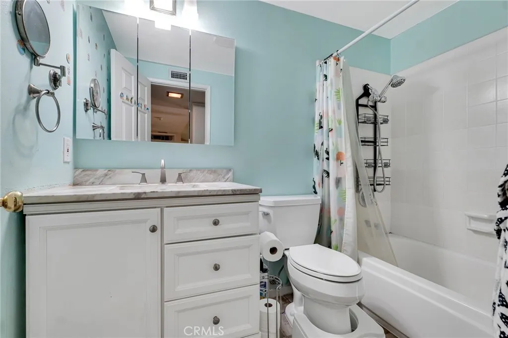 2146 N Brower Street, Simi Valley, California 93065 home-pic-37