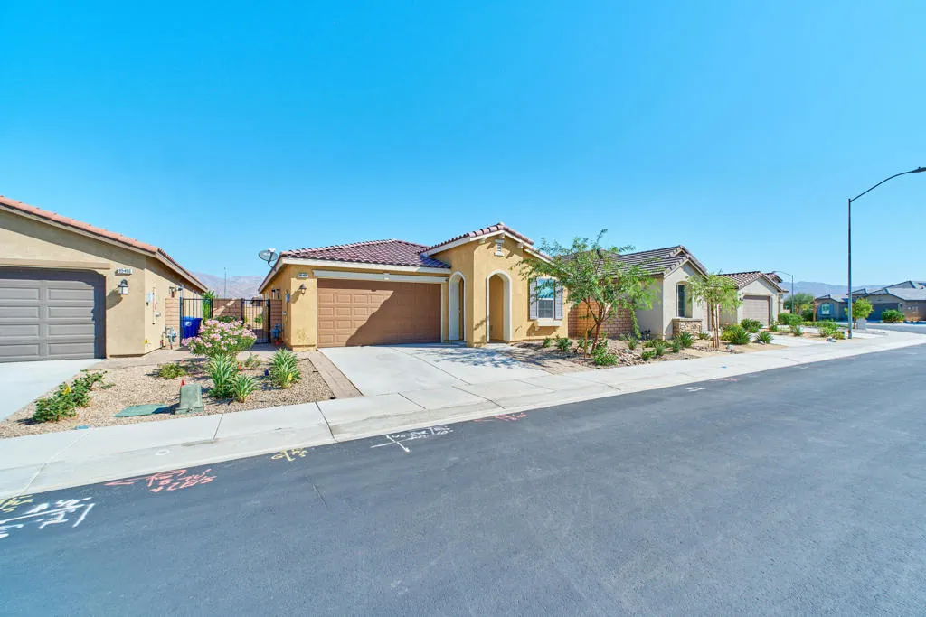 85494 Cortona Court, Indio, California 92203 home-pic-6