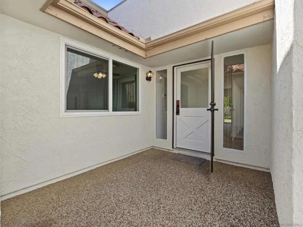 3579 Twilight Ln, Oceanside, California 92056 home-pic-1