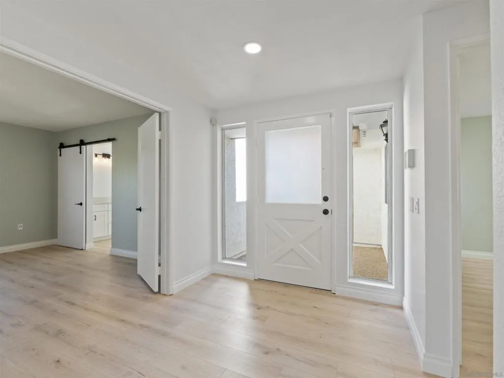 3579 Twilight Ln, Oceanside, California 92056 home-pic-3