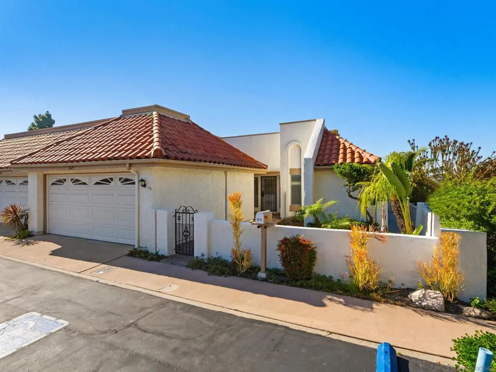 3579 Twilight Ln, Oceanside, California 92056 home-pic-0