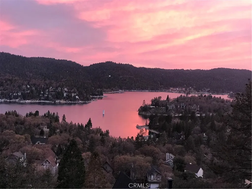 1321 Yellowstone, Lake Arrowhead, California 92352 home-pic-0