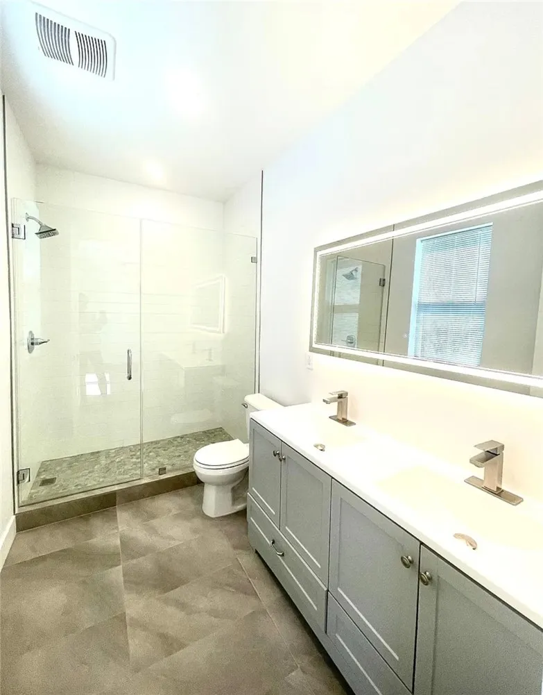 5314 Wilkinson Avenue, Valley Village, California 91607 home-pic-39