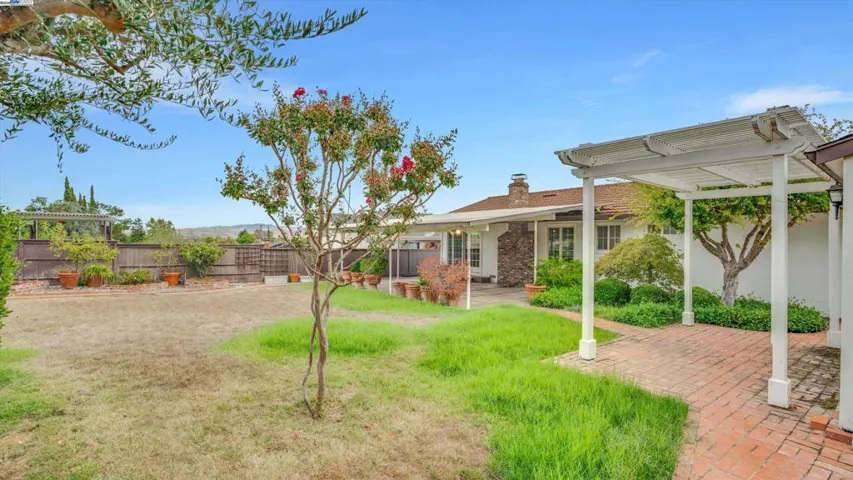 389 Mavis Dr, Pleasanton, California 94566