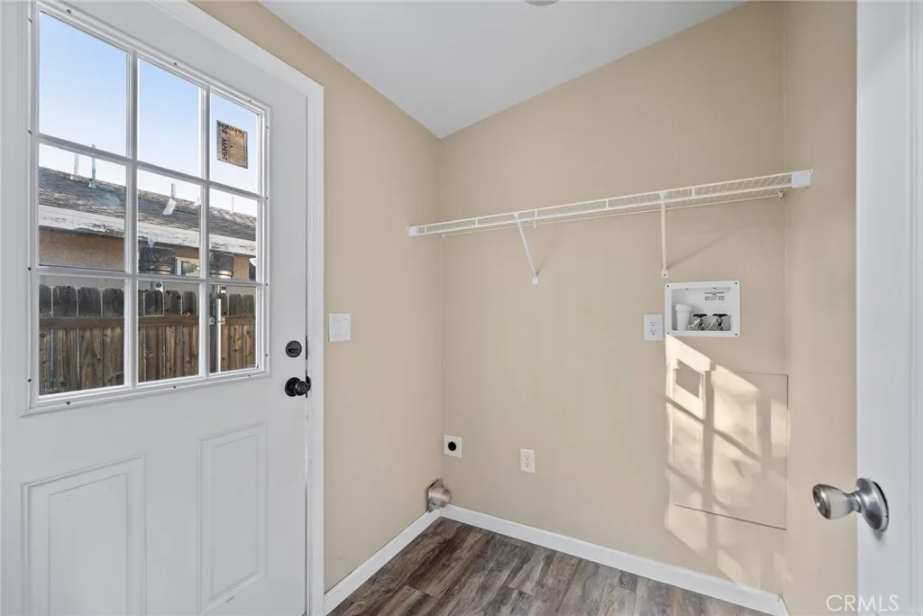 401 401 W Pottery, Lake Elsinore, California 92530 home-pic-13