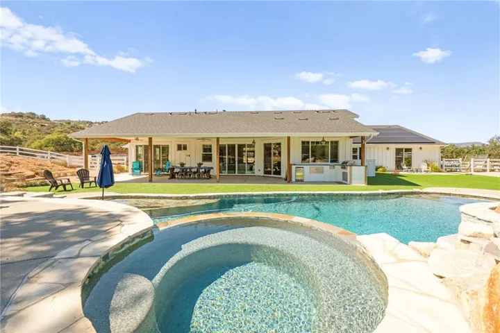 41260 De Anna Ranch Road, Murrieta, California 92562
