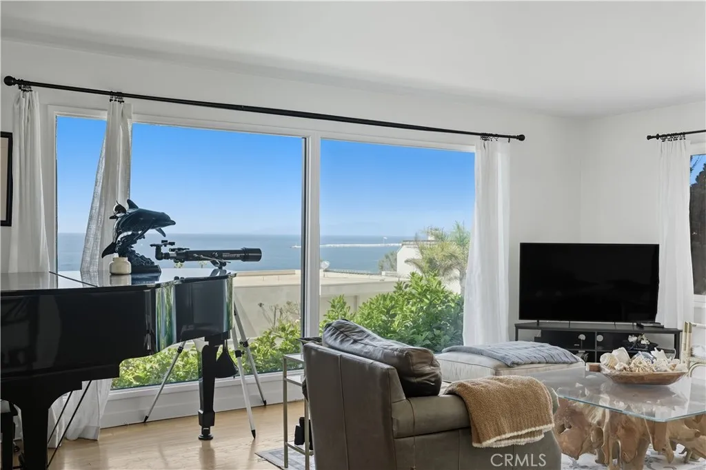 7300 Vista Del Mar Lane, Playa Del Rey, California 90293 home-pic-15