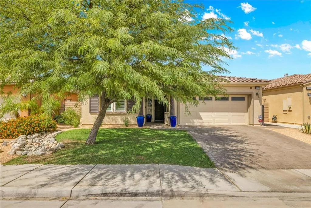 3909 Blue Sky Way, Palm Springs, California 92262 home-pic-0