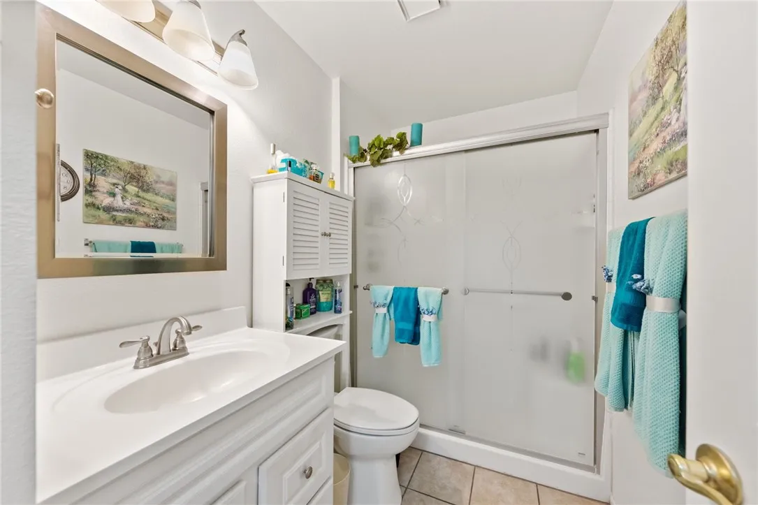 1856 Carrera, San Jacinto, California 92583 home-pic-26