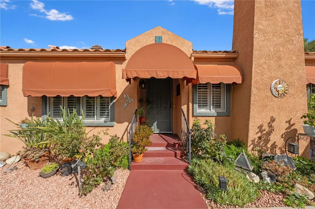1856 Carrera, San Jacinto, California 92583 home-pic-6