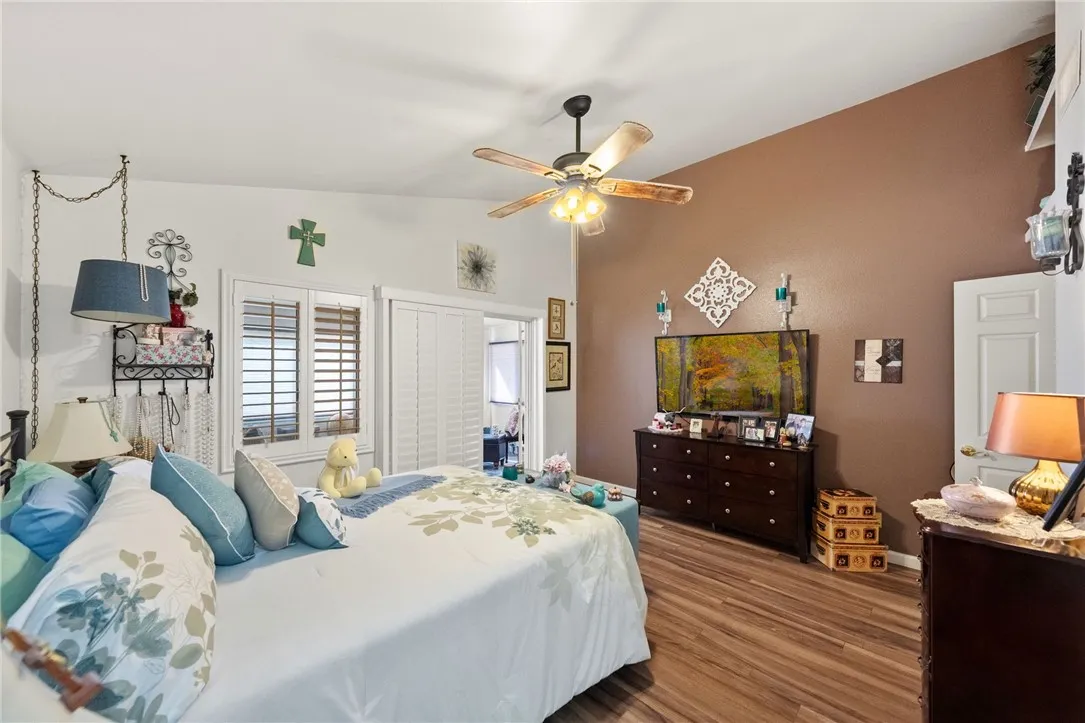 1856 Carrera, San Jacinto, California 92583 home-pic-25