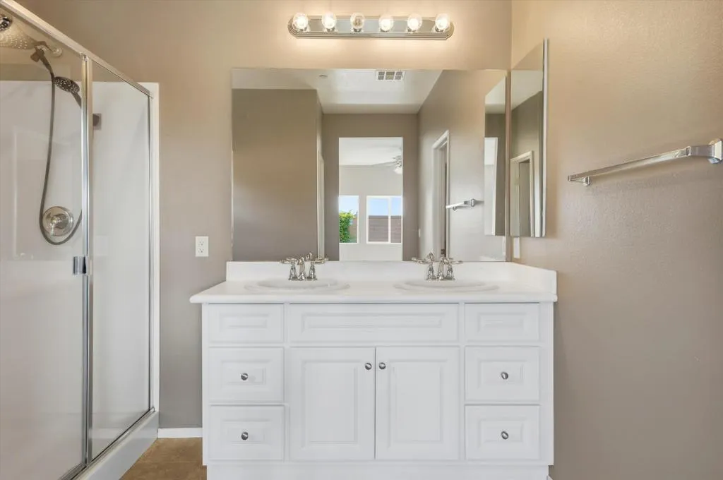 83587 Moroccan Drive, Indio, California 92203 home-pic-25