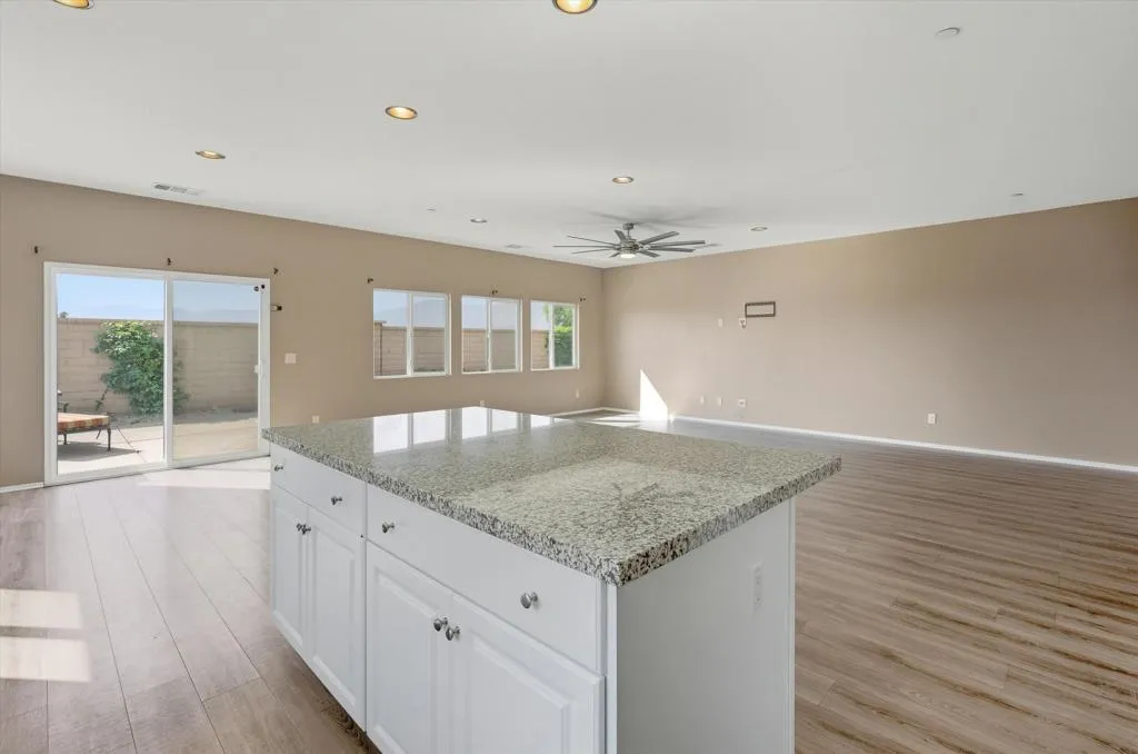 83587 Moroccan Drive, Indio, California 92203 home-pic-21