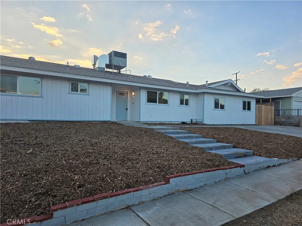 37142 Camarillo, Barstow, California 92311 home-pic-0