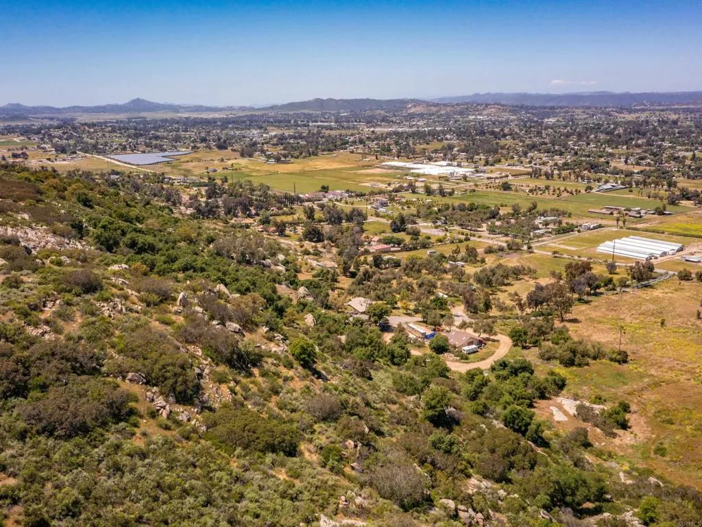 214 Creelman Lane, Ramona, California 92065 home-pic-33