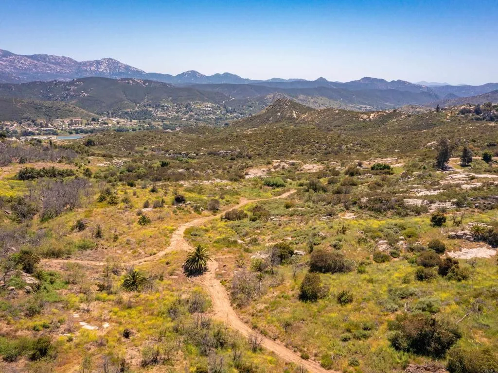 214 Creelman Lane, Ramona, California 92065 home-pic-21