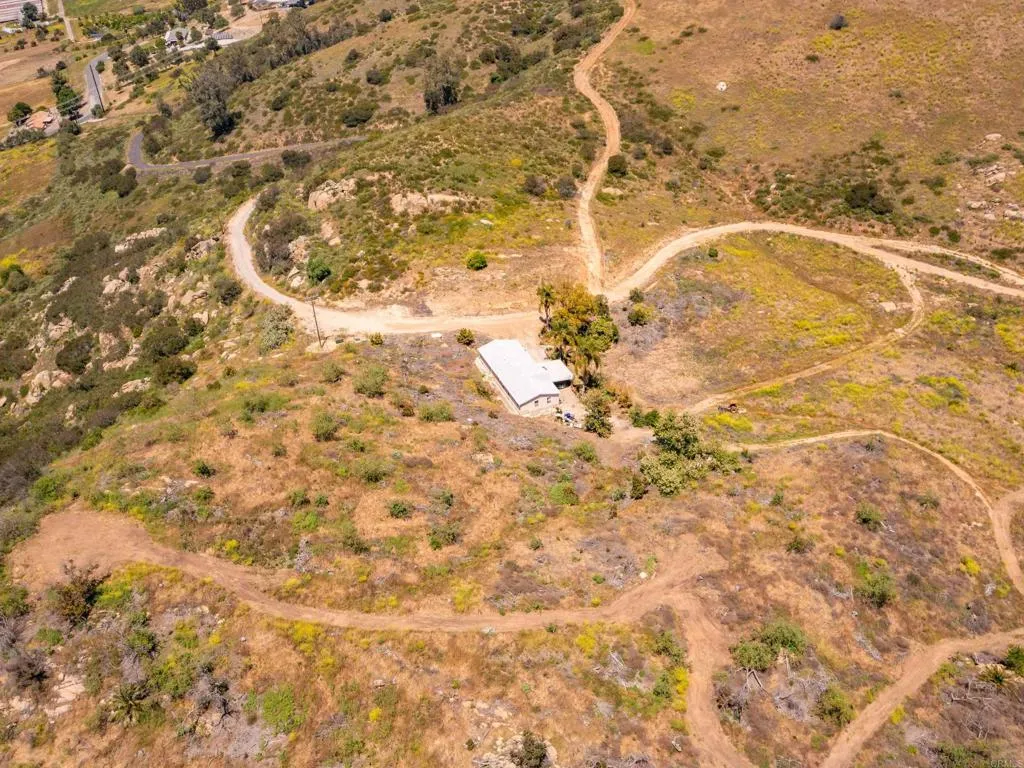 214 Creelman Lane, Ramona, California 92065 home-pic-10